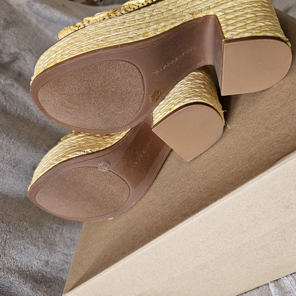 Lucky Brand Yena Rafia Clog - Picture 3 of 7